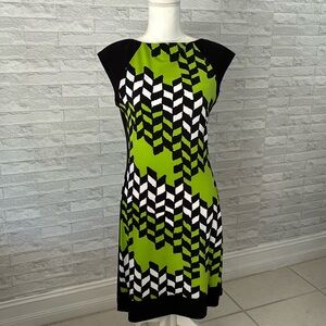 Dress either color green white and black comfortable too!